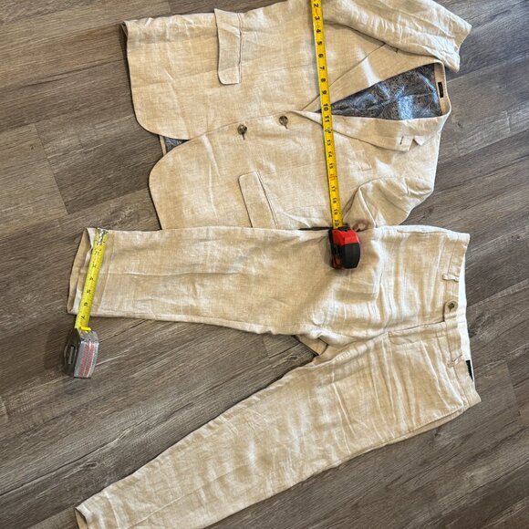 Joseph Abboud Tailored Linen Suit - Picture 3 of 9